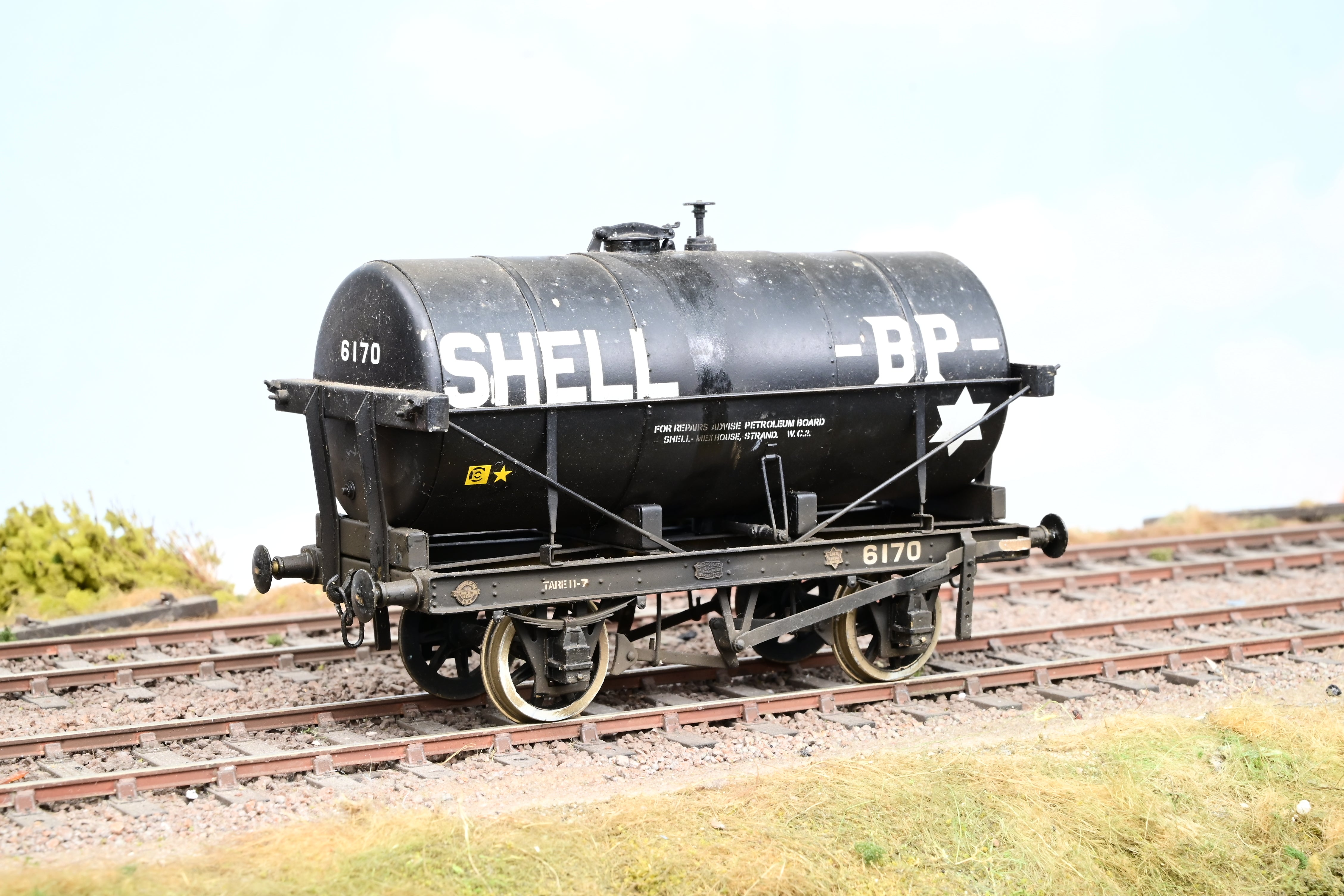 Sancheng O Gauge Shell BP Black Tank Wagon No.6170