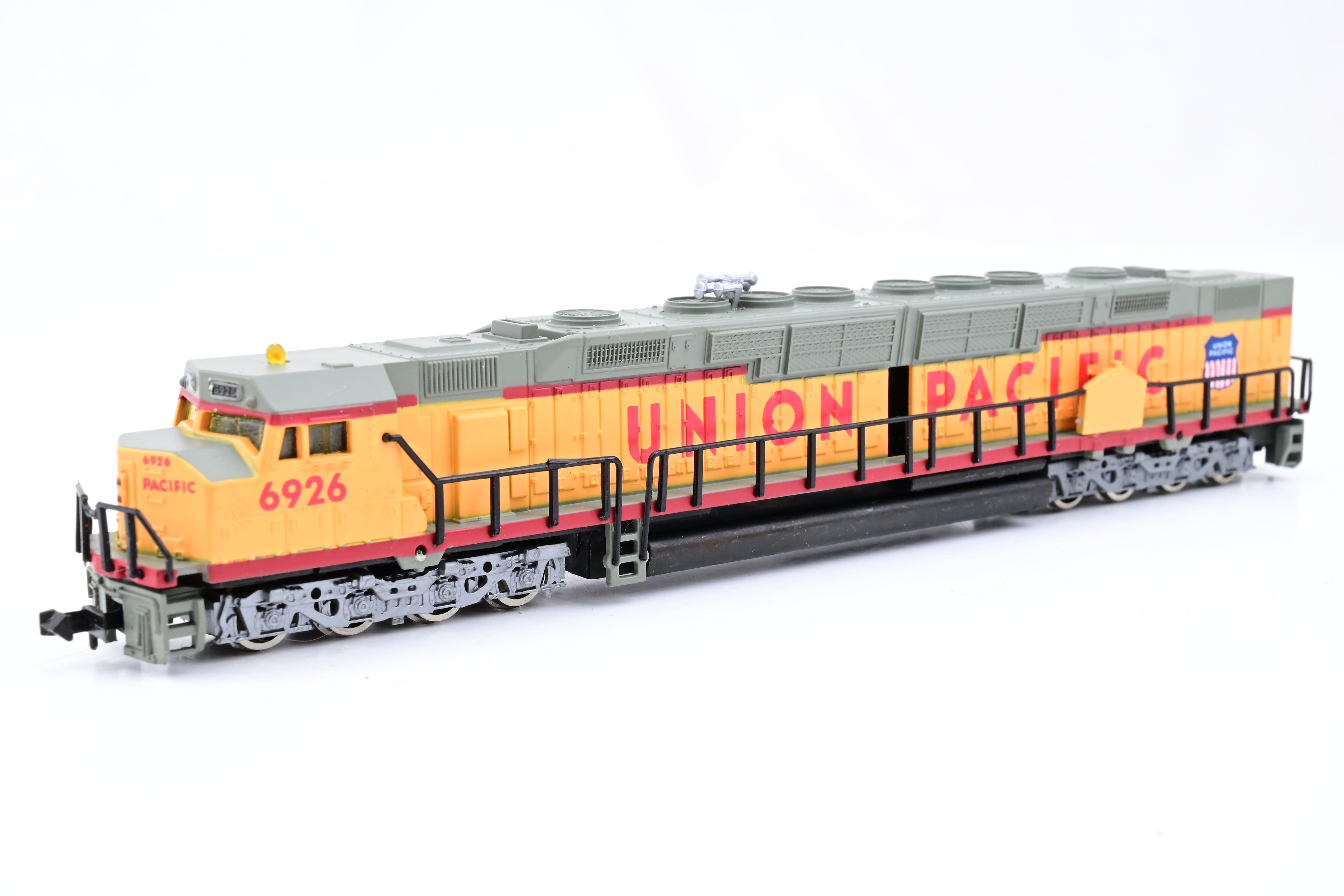 Bachmann N Gauge 66551 'The Centennial' DD40X Union Pacific 16 Wheel W
