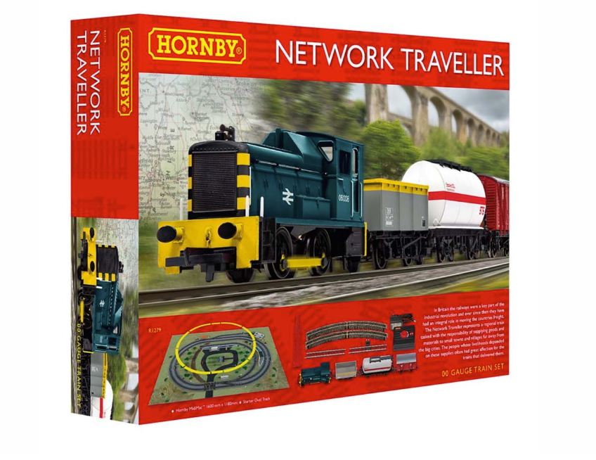Hornby R1279M Network Traveller Train Set