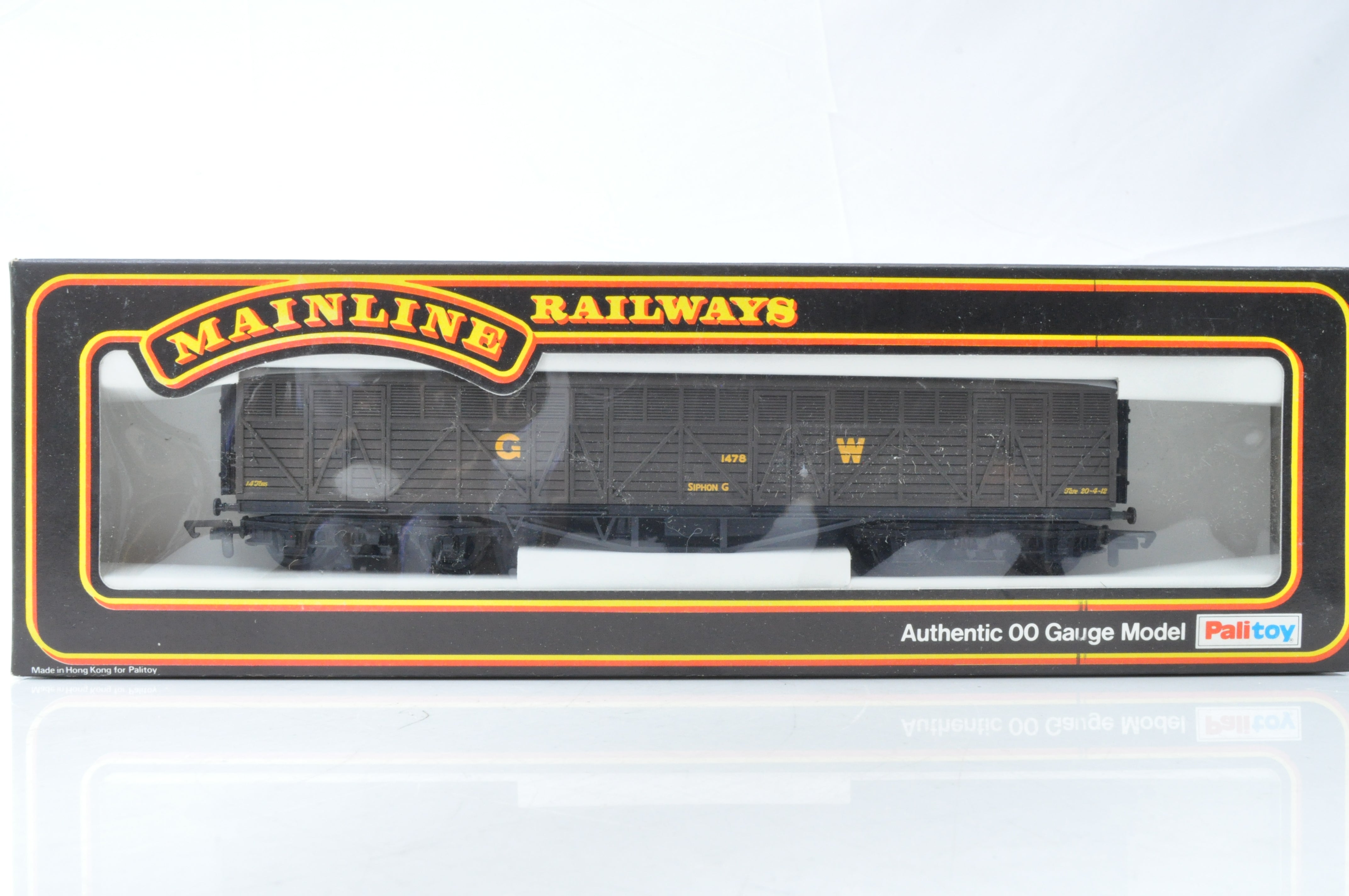 Mainline OO Gauge 937322 GWR Siphon G Bogie Milk Van