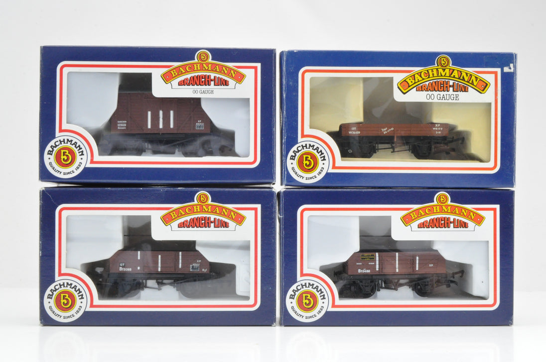 Mixed Rake Train Bachmann OO Gauge Mixed Rake of 3 BR Brown 12T Shock-absorbing Vans