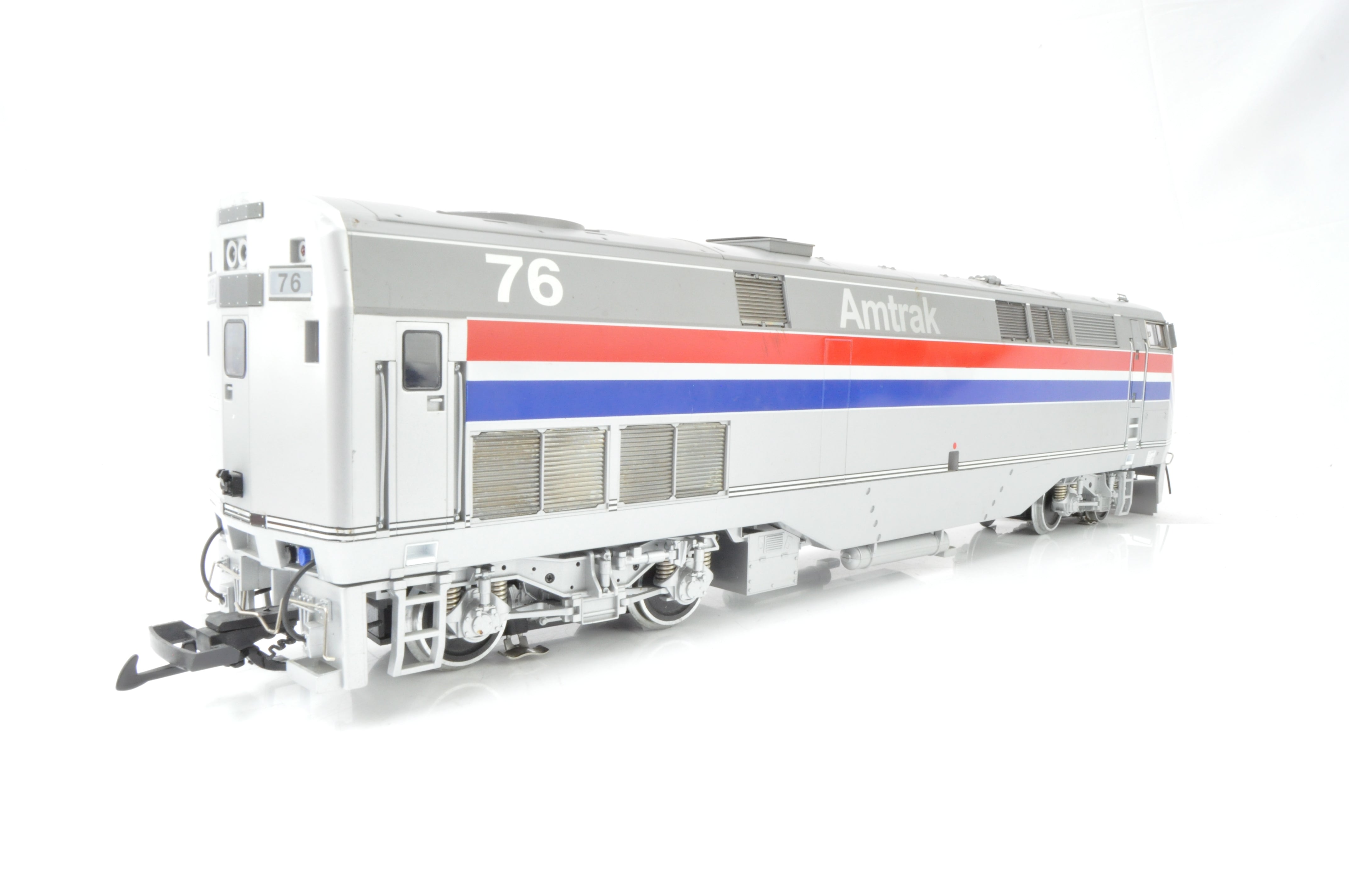 LGB G Gauge - 20490 Amtrak Genesis Phase 3 diesel locomotive #76