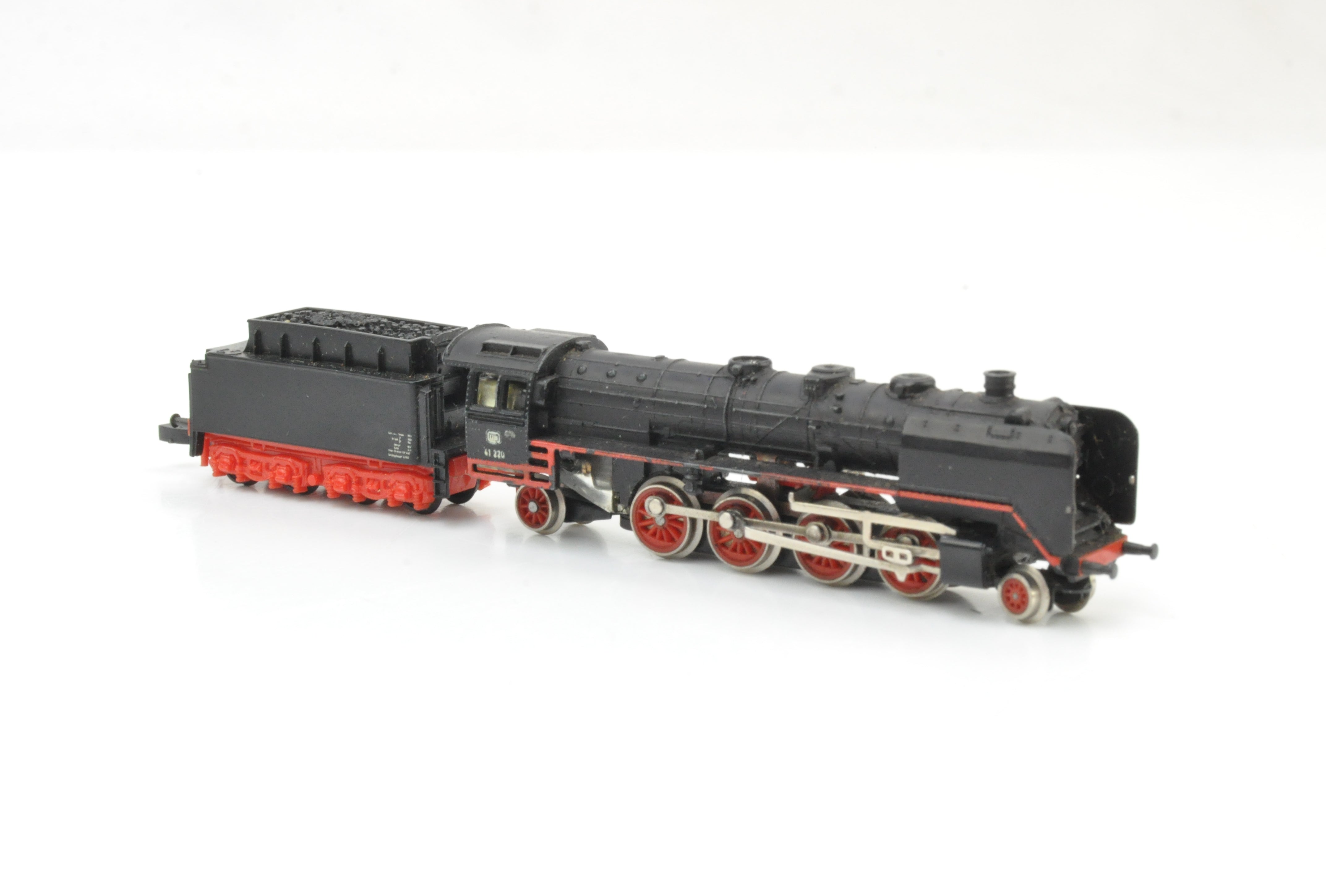 Marklin Mini-Club Z Gauge DB Class 41 2-8-2 Steam Locomotive