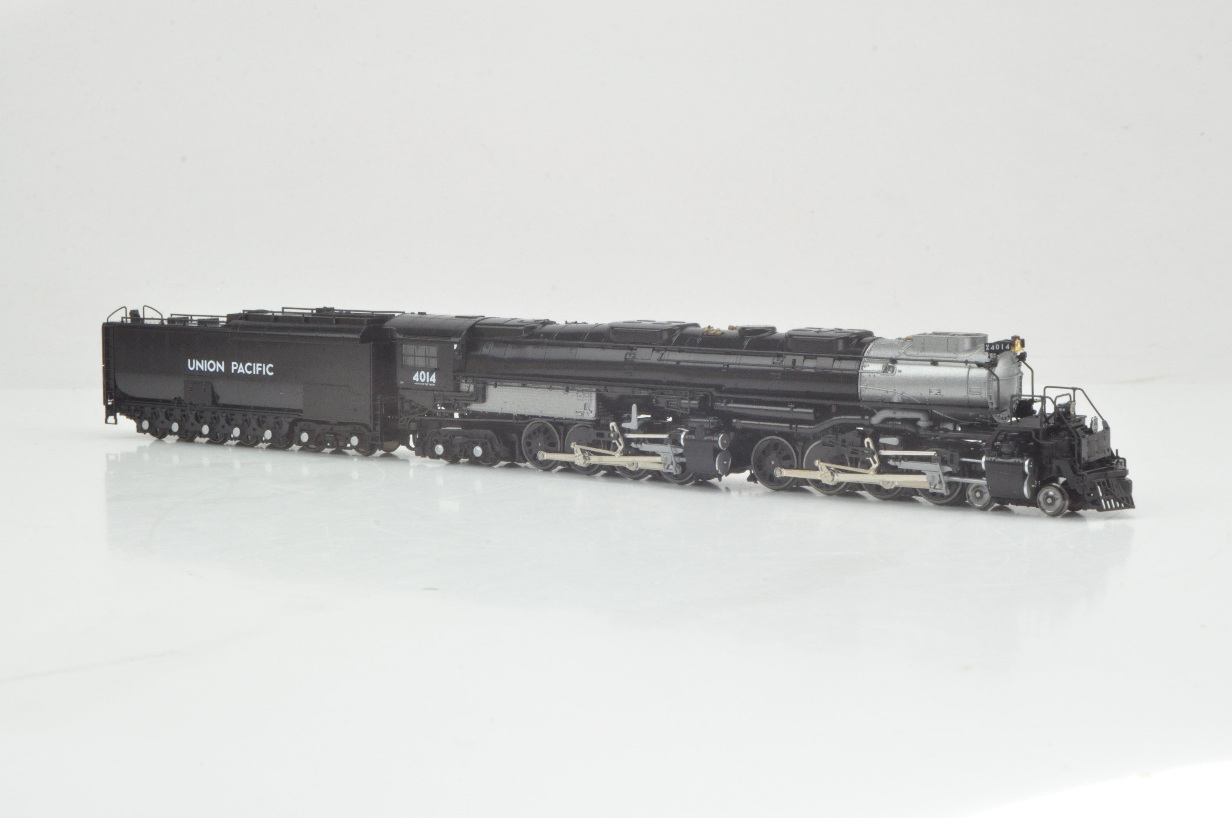 Kato N Gauge 126-4014 Union Pacific Big Boy #4014 Steam Locomotive