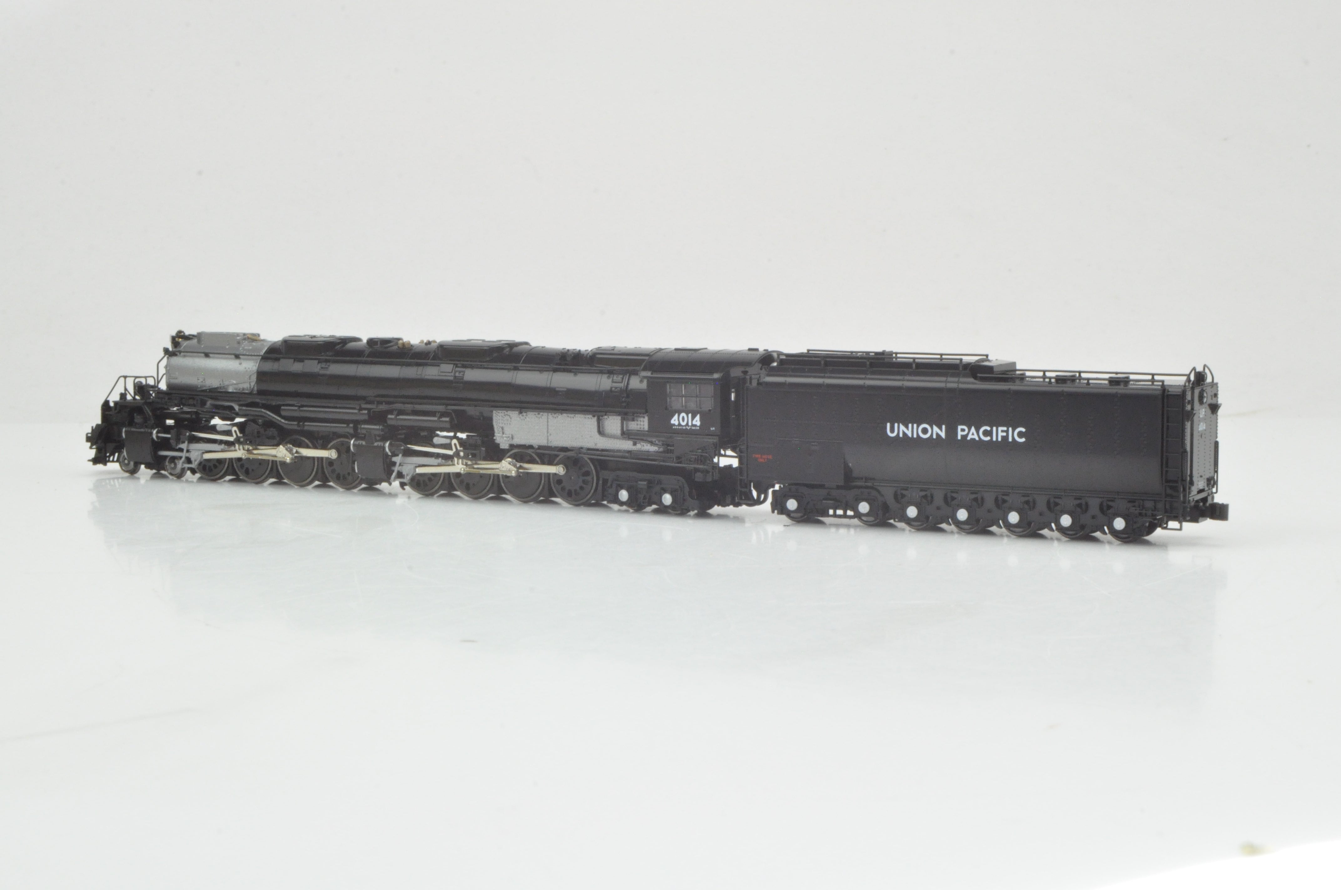 Kato N Gauge 126-4014 Union Pacific Big Boy #4014 Steam Locomotive