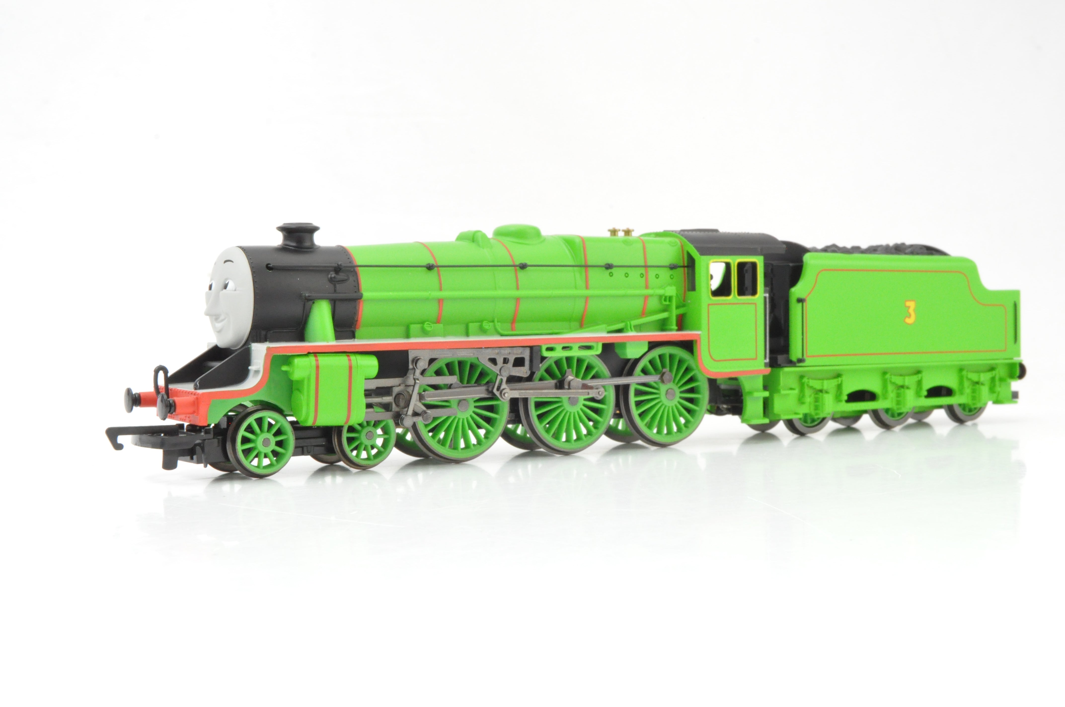 Hornby OO Gauge R9292 Thomas & Friends No.3 Henry