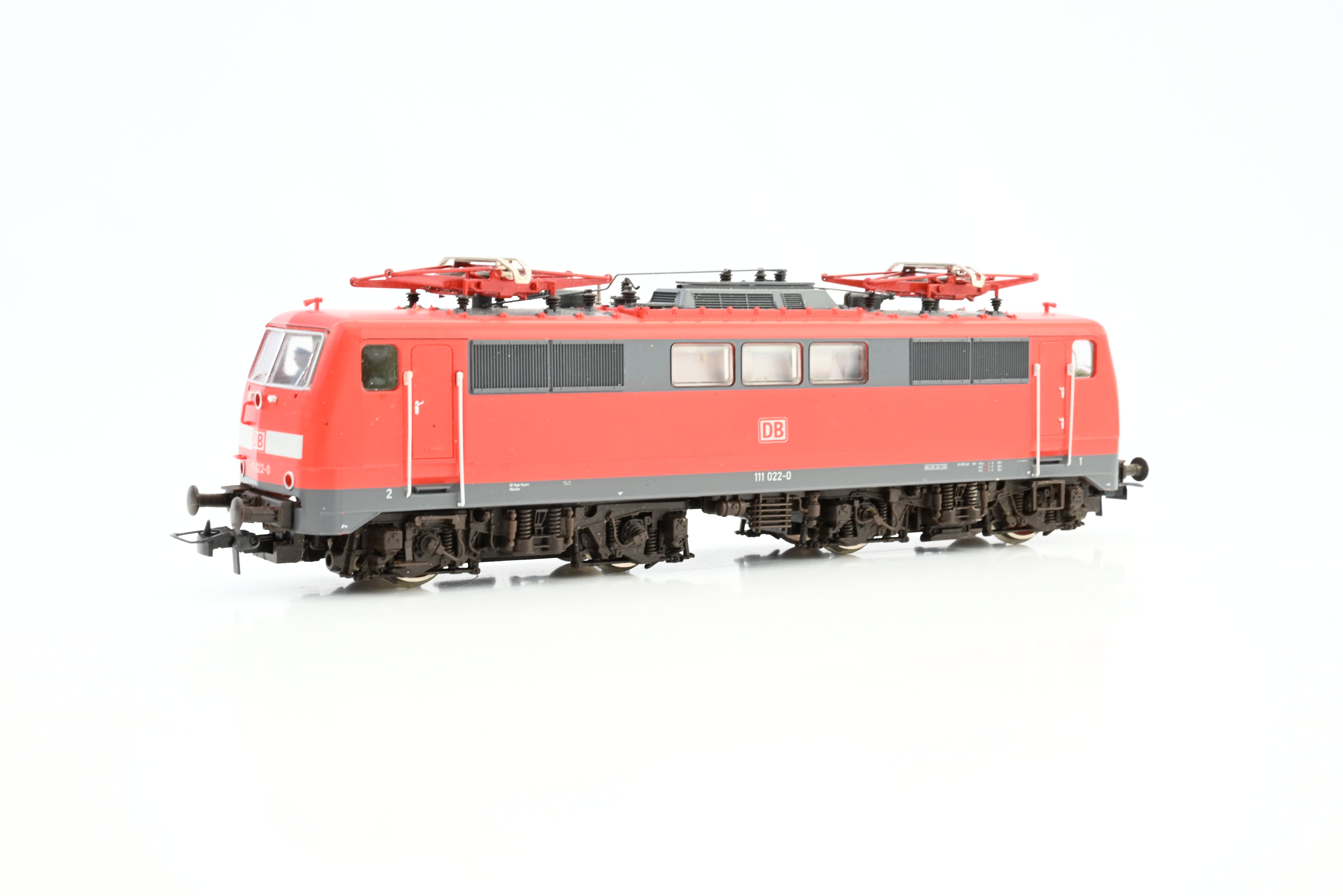 Roco HO Gauge 43412 DB Red Electric Locomotive 111 022-0