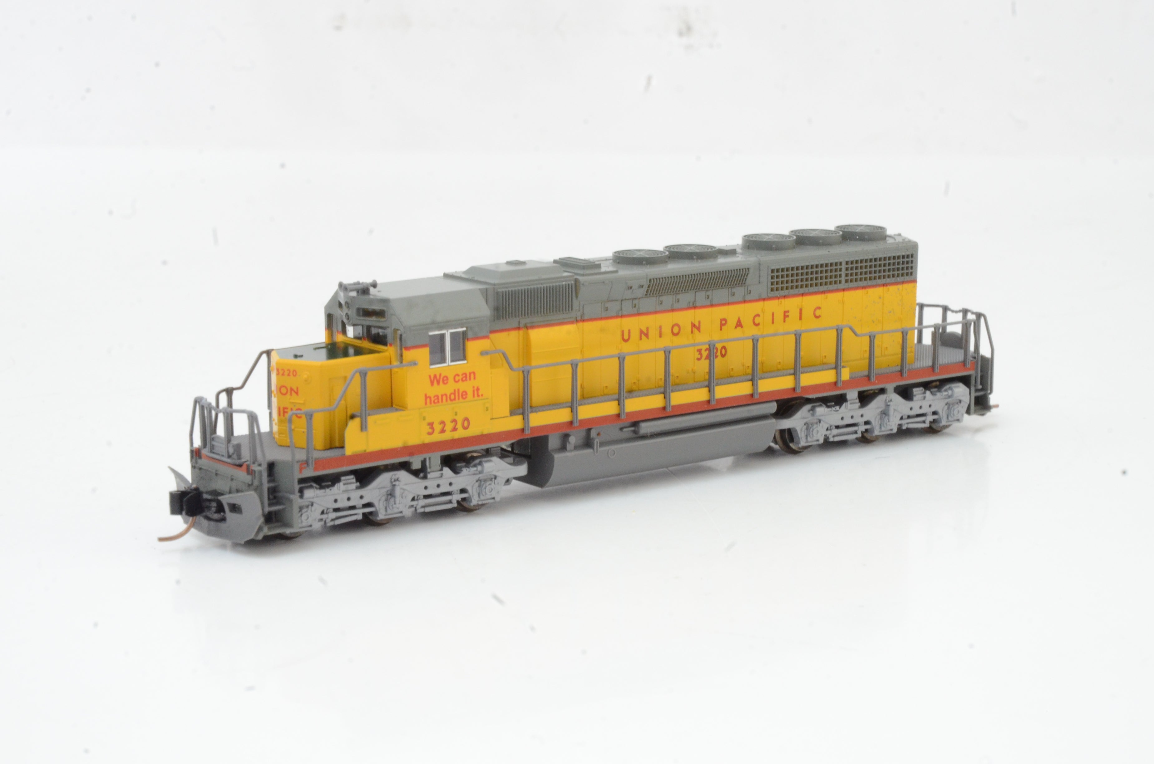 Kato N Gauge 176-4812 SD40-2 Early UP #3220 - Boxed