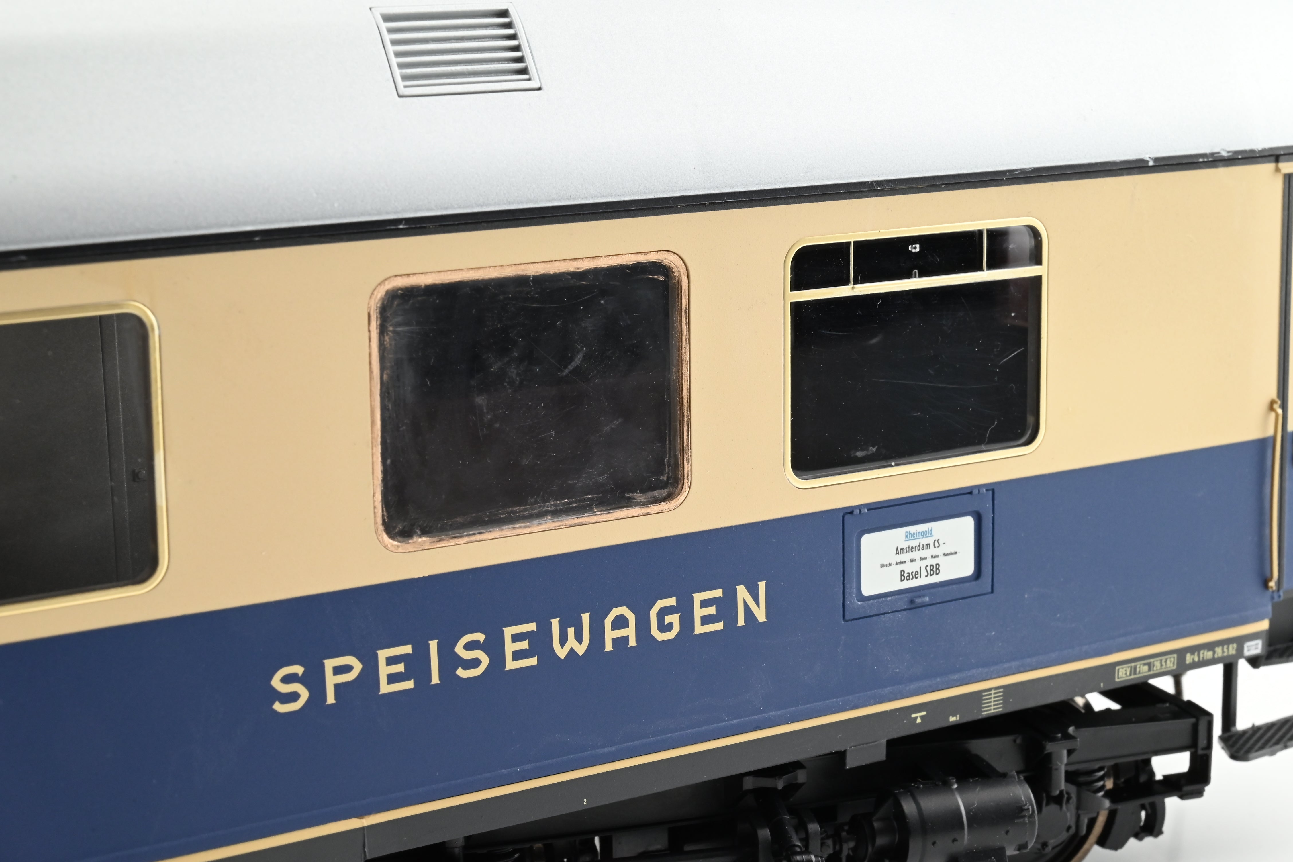 Marklin Gauge 1 58097 DB Express Passenger Type WR4üm-62 'Rheingold 19