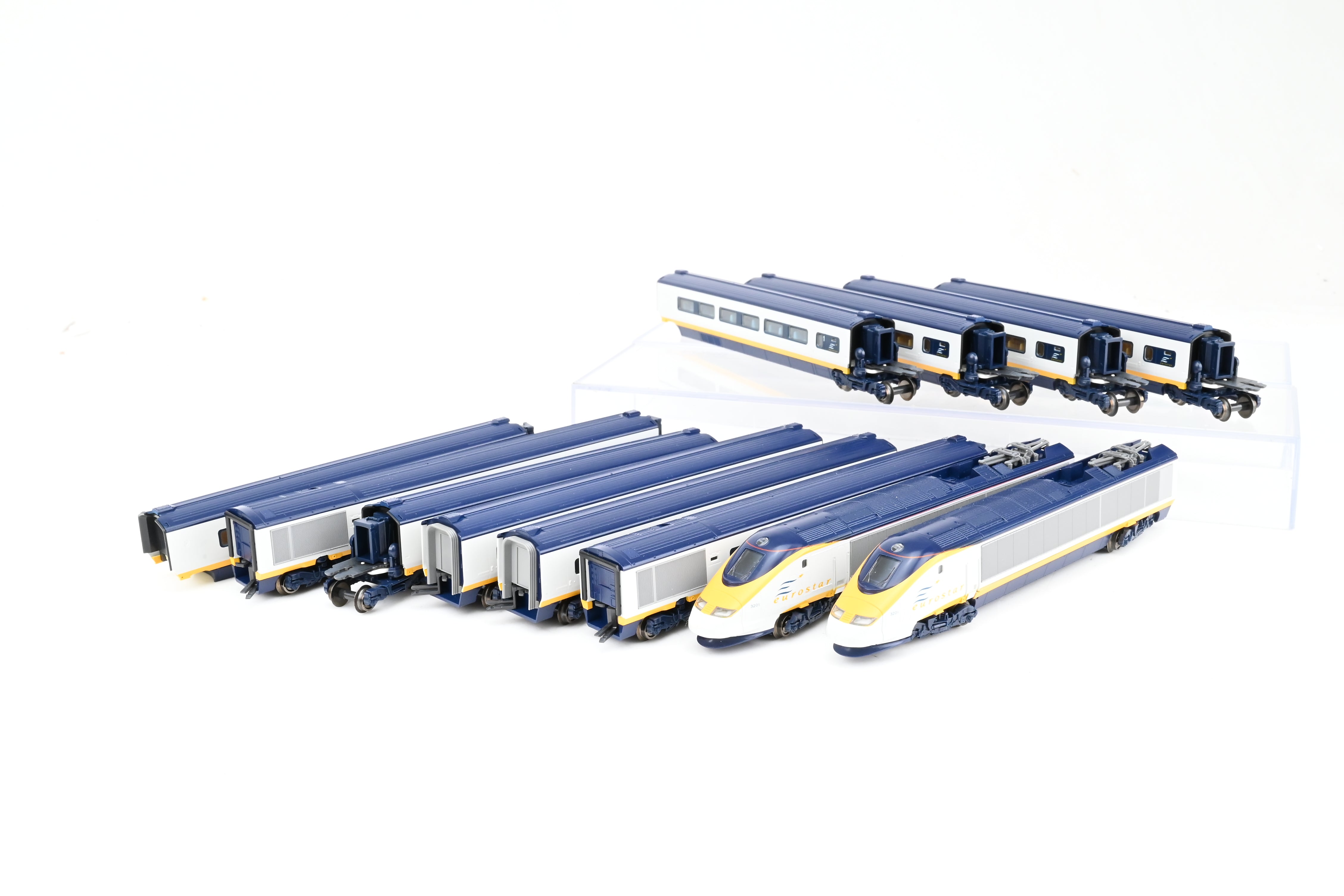 Kato N Gauge 10-327 & 10-328 Eurostar 12-Car Set - Boxed