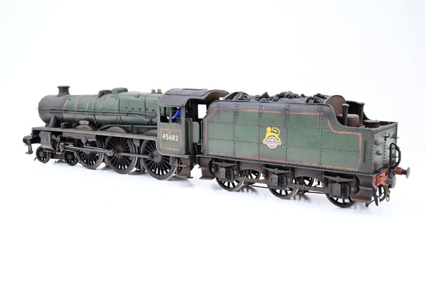 Kit Built 7mm O Gauge BR Green Early Emblem Jubilee Class No.45682 'Trafalgar' - DCC Fitted
