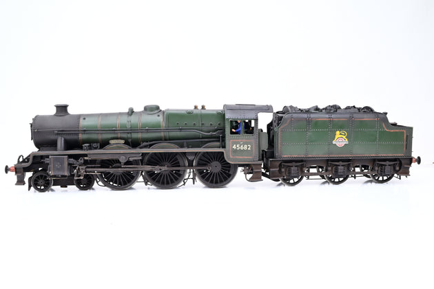Kit Built 7mm O Gauge BR Green Early Emblem Jubilee Class No.45682 'Trafalgar' - DCC Fitted