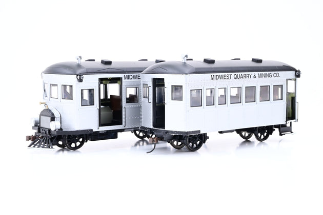 Spectrum ON30 28461 Railbus & Trailer Midwest Quarry & Mining w/DCC/DC