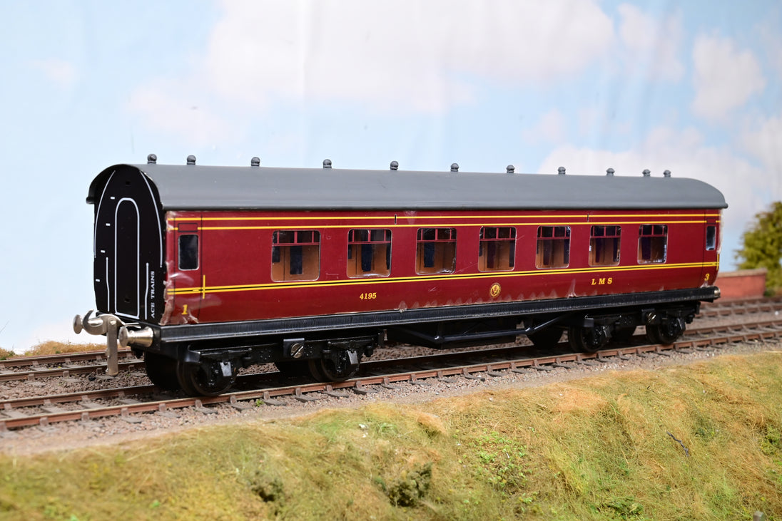 Ace Trains Course Scale O Gauge Rake of 3 LMS Maroon Coaches