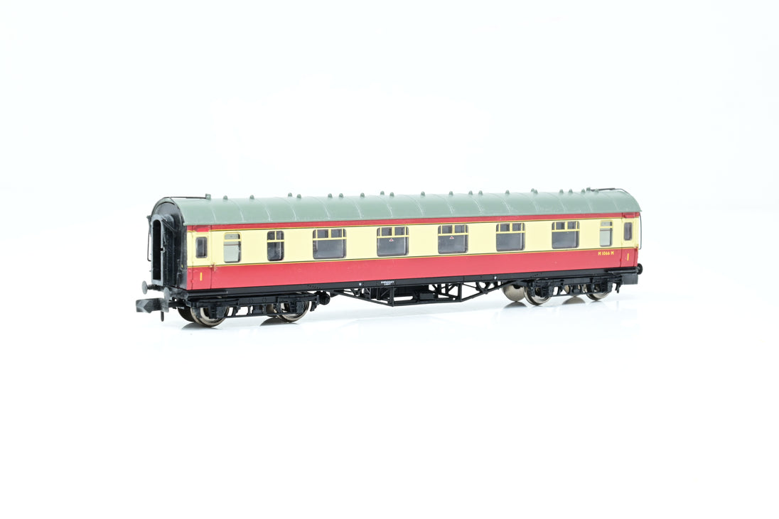 Graham Farish N Gauge 374-846A Stanier First Corridor BR Crimson & Cre