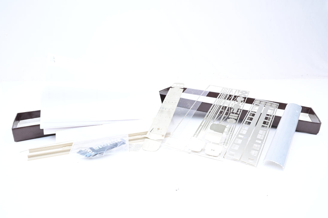 Ultima 2mm N Gauge Kit UM/E 1241 BR(GWR) 63ft Diag 38/43 Autocoach Unb