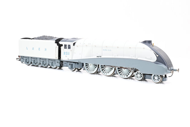 Hornby OO Gauge R2278M 'The Silver Jubilee' Train Pack - Boxed