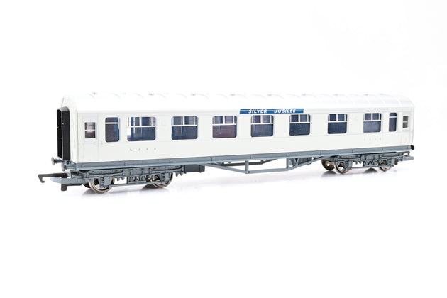Hornby OO Gauge R2278M 'The Silver Jubilee' Train Pack - Boxed