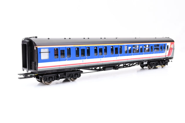 Hornby OO Gauge R2947 NSE 4 VEP Class 423/1 Train Pack No.3588