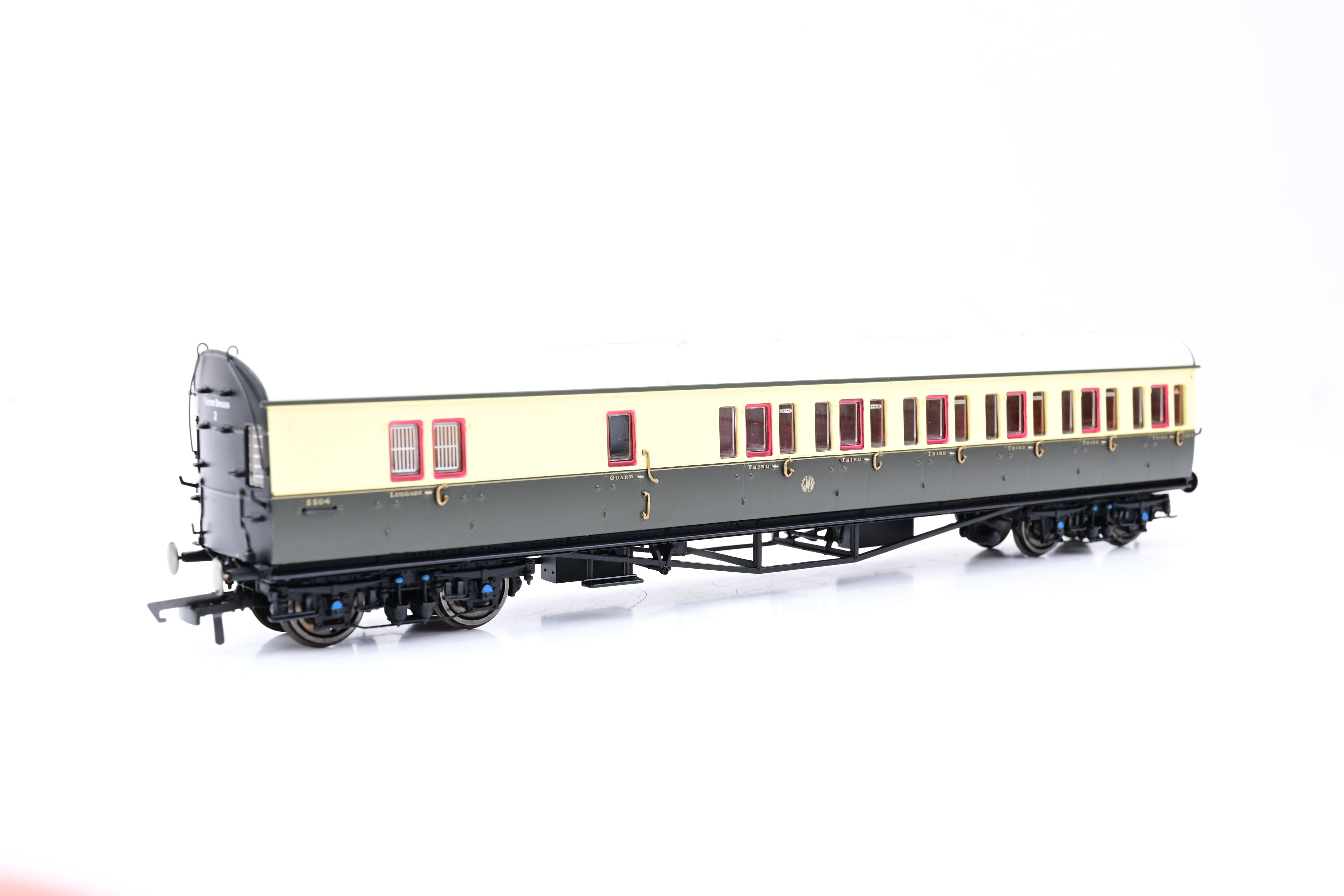 Hornby OO Gauge R4877A GWR Collett Suburban Brake 3rd (RH) Coach '5504