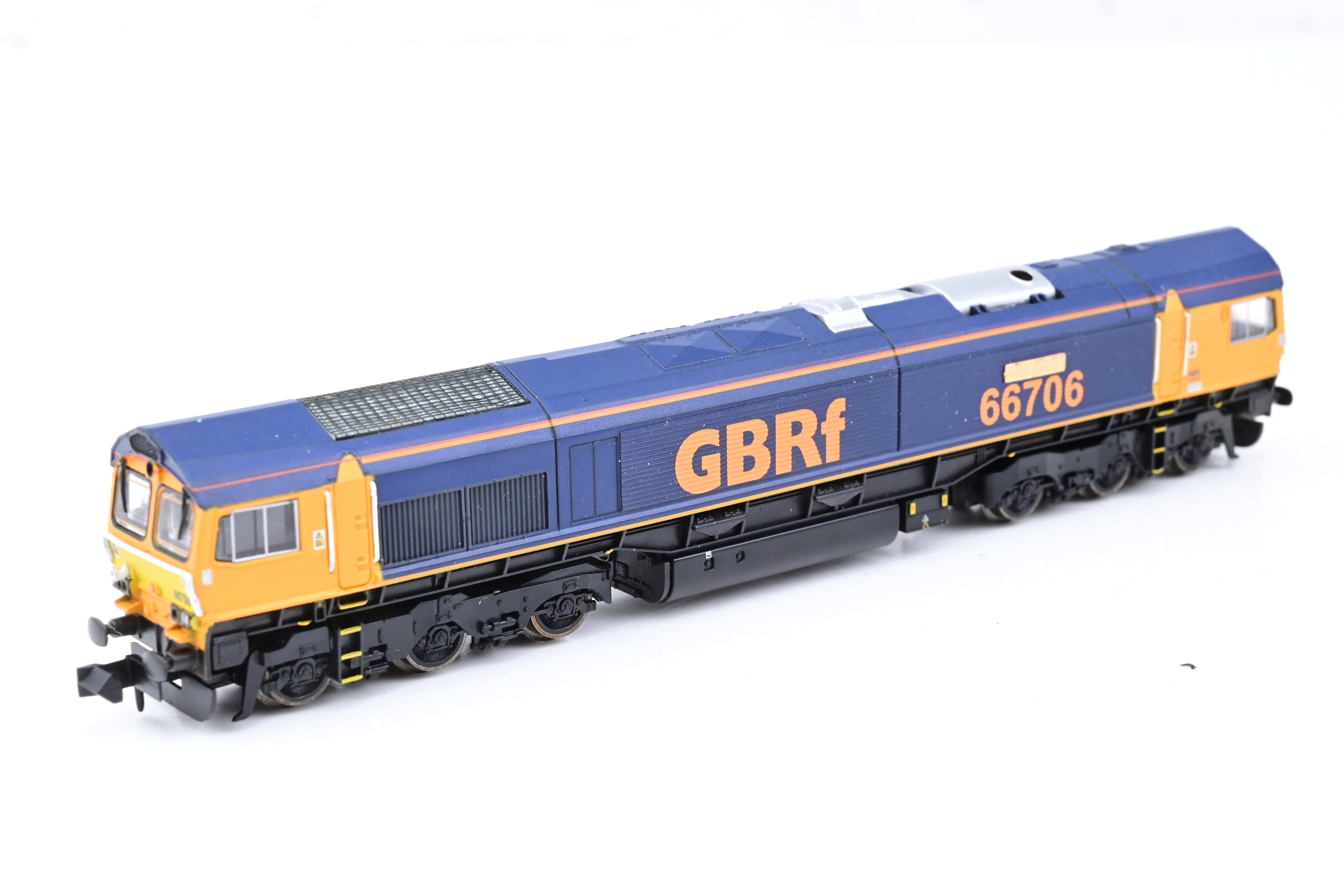 Dapol N Gauge ND-040 GBRf Class 66 No.66706 'Nene Valley' - Boxed