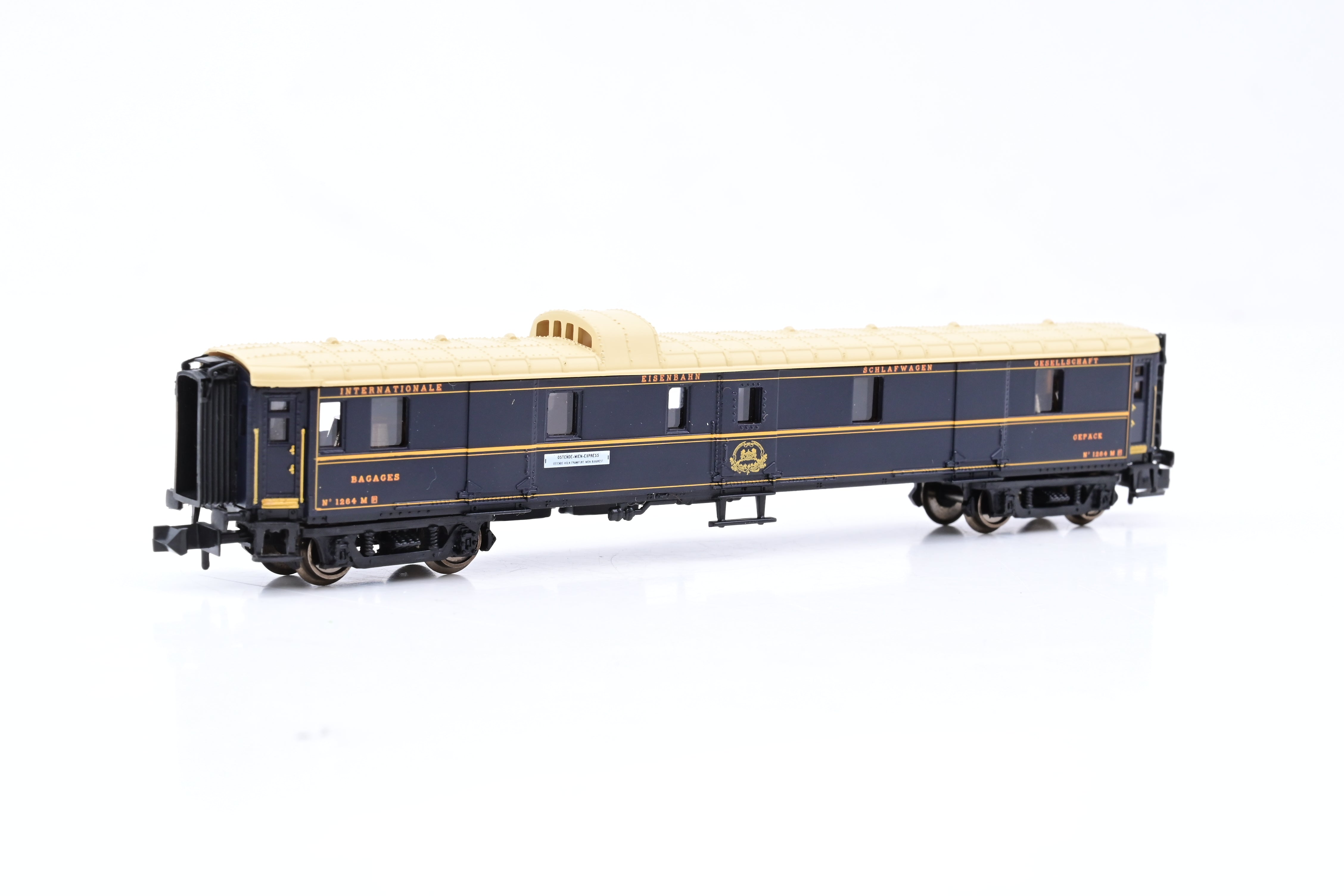 Arnold N Gauge HN4007 'Ostend-Vienna Express' 5-Coach Set