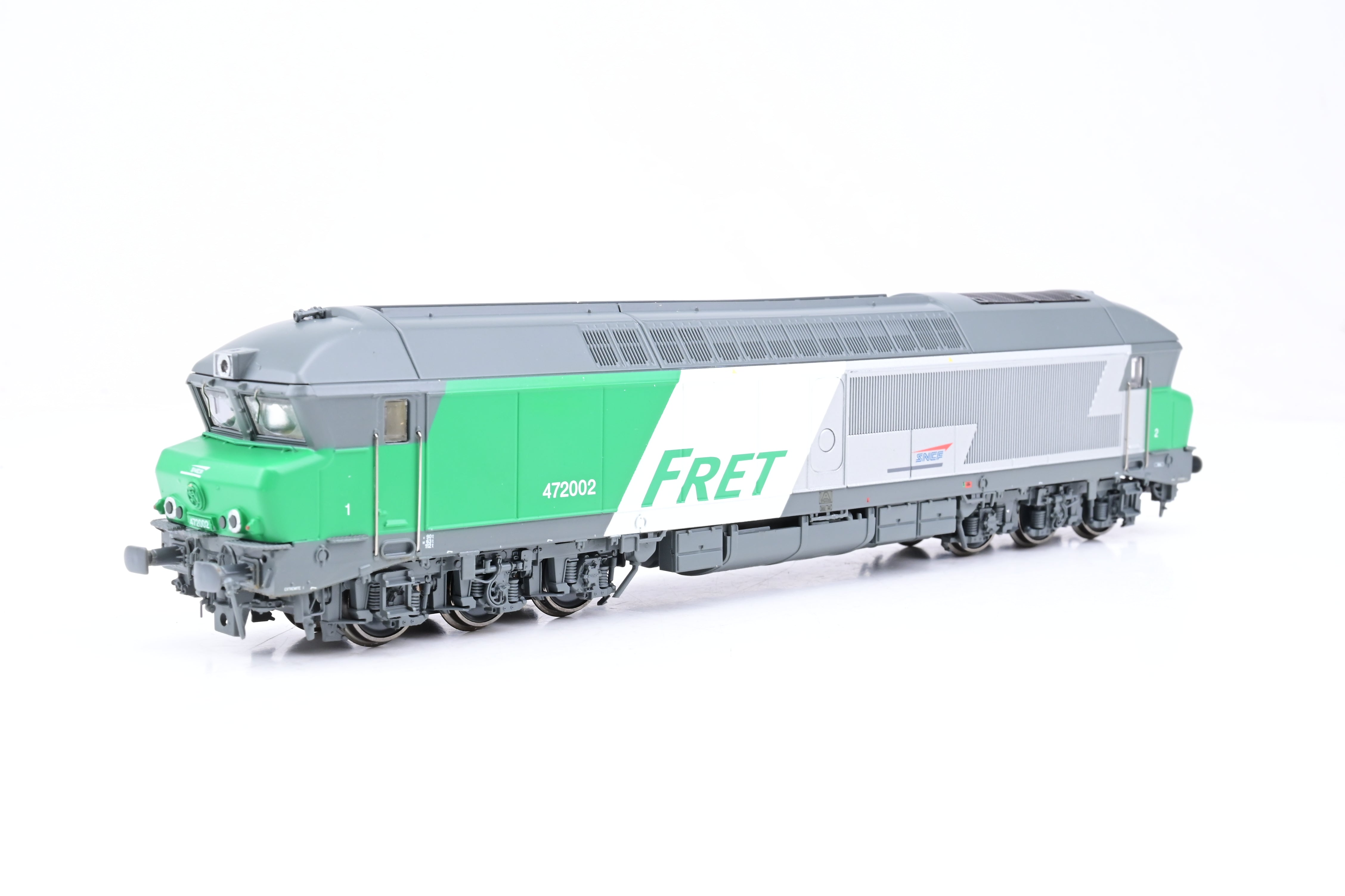 Jouef HO Gauge HJ2011 SNCF CC Freight Diesel Locomotive No.72000 - Box