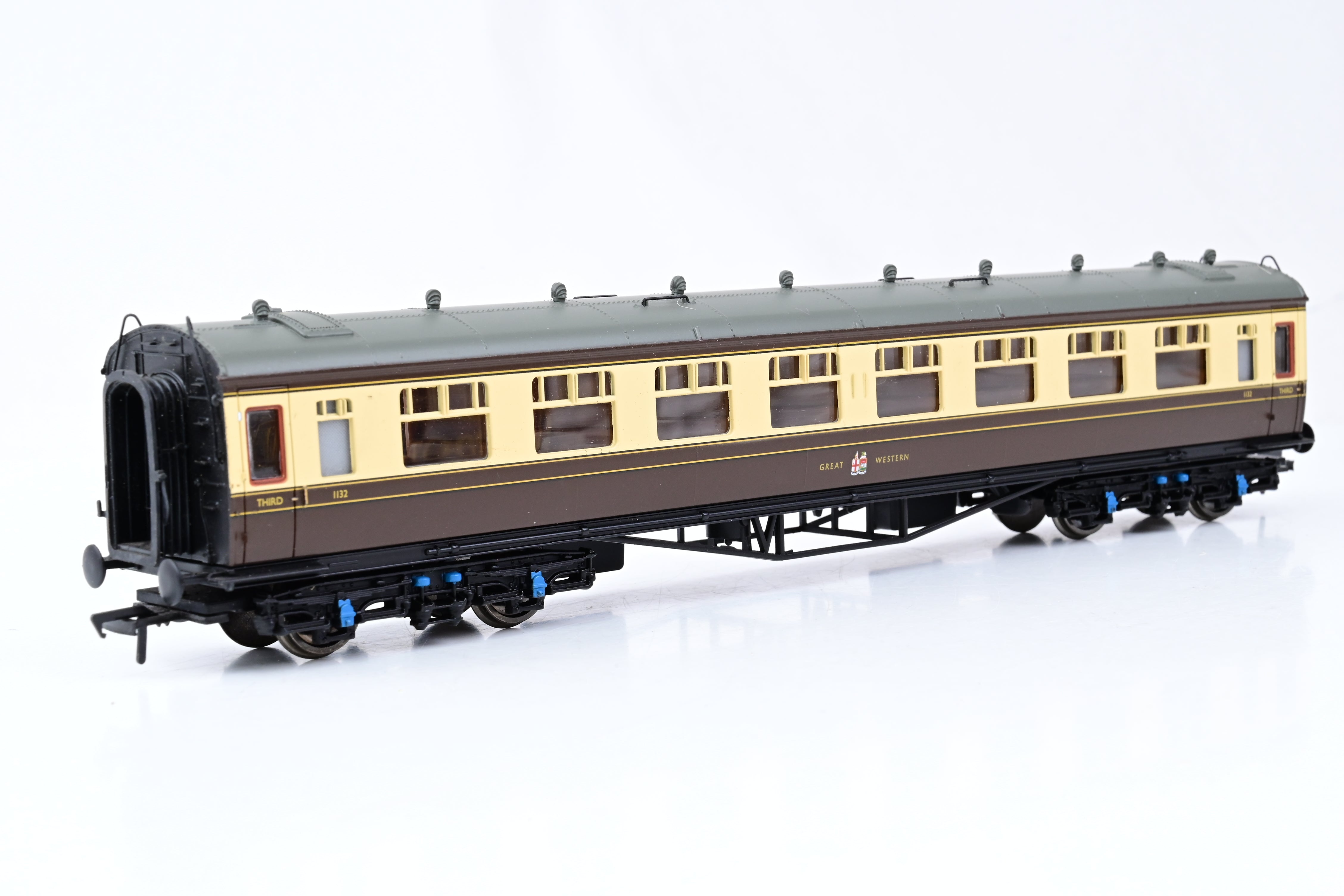 Bachmann OO Gauge 34-053 60ft Collett Coach Third corridor GWR Chocola
