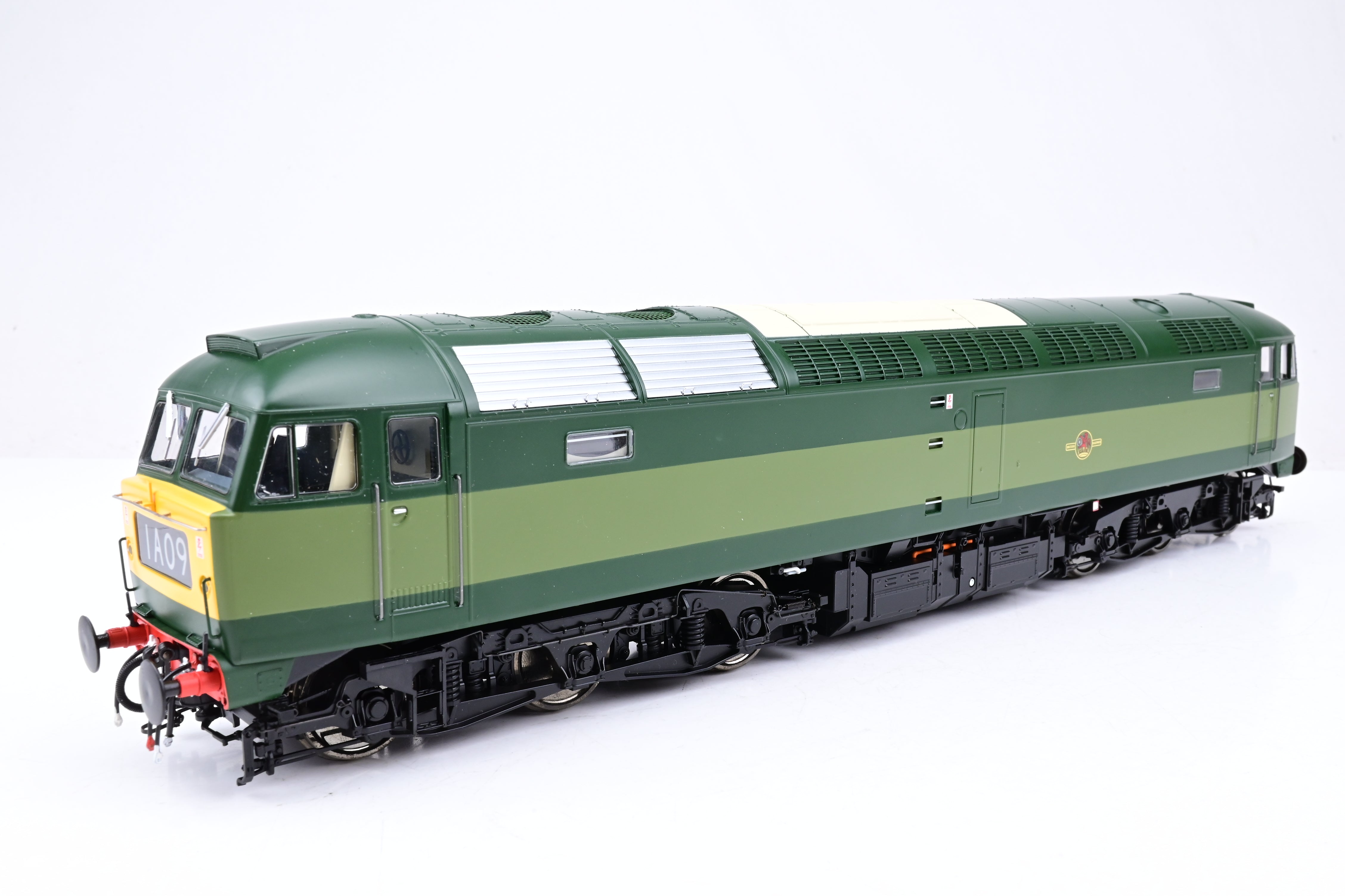 Heljan 7mm O Gauge 4850 Class 47/0 BR Two Tone Green w/ Small Yellow P