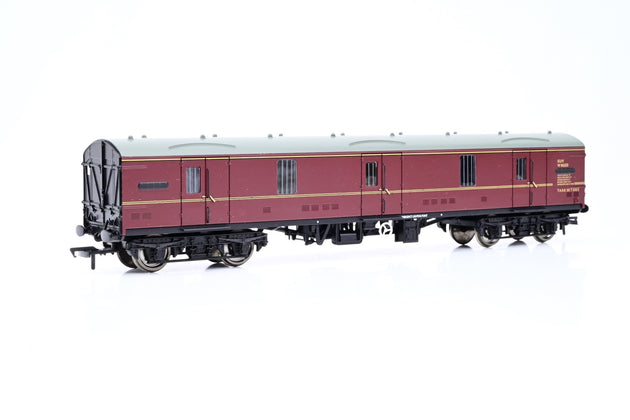 Bachmann OO Gauge 39-271 BR Mk1 GUV BR Maroon No.W86253