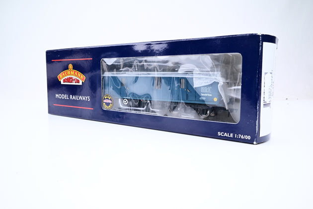 Bachmann OO Gauge 39-272 BR Mk1 GUV BR Blue 'Express Parcels" No.W86479