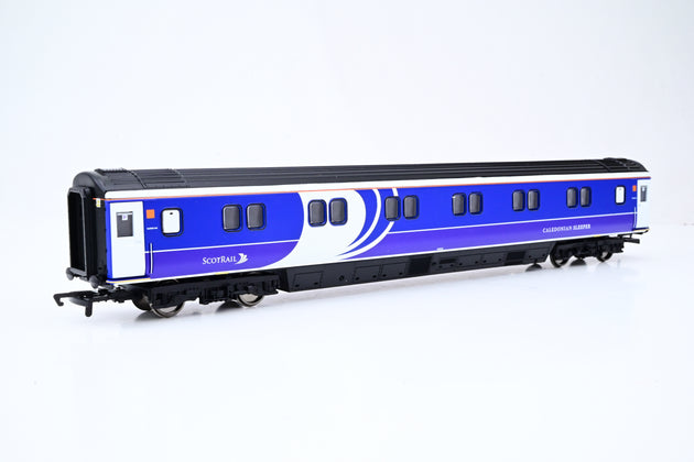 Hornby OO Gauge R4283 Scotrail Caledonia Sleeper Coach No.10605