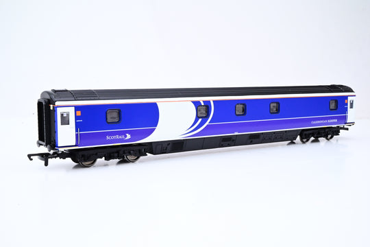 Hornby OO Gauge R4283 Scotrail Caledonia Sleeper Coach No.10605