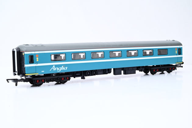 Hornby OO Gauge R4136A Anglia Railways Mk2 Coach No.6800 - Boxed