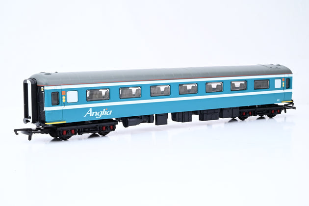 Hornby OO Gauge R4136A Anglia Railways Mk2 Coach No.6800 - Boxed