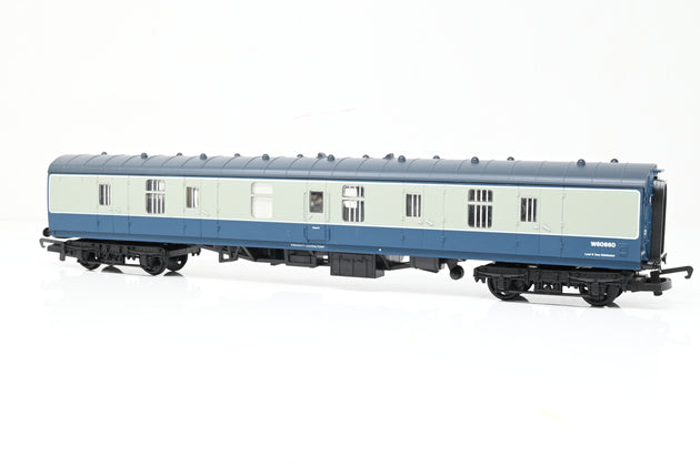 Hornby OO Gauge R4111 BR Mk1 Full Parcels Coach No.W80660