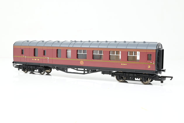 Hornby OO Gauge R4129A LMS Brake Coach No.5205