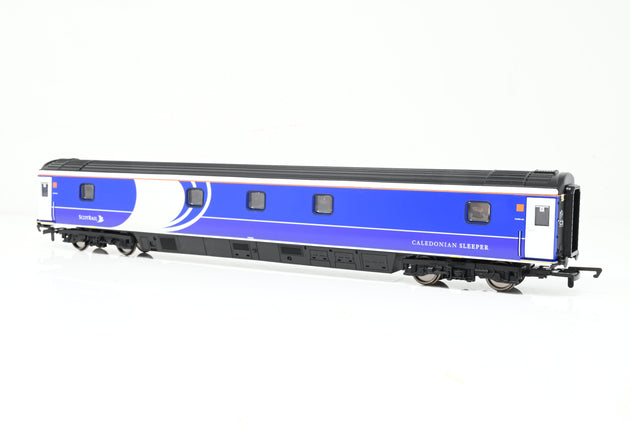 Hornby OO Gauge R4283 Scotrail Caledonian Sleeper Coach No.10605