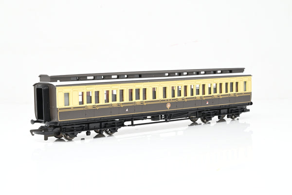 Hornby OO Gauge R4119C GWR Clerestory 3rd Coach No.948