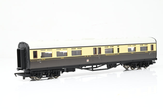 Hornby OO Gauge R4151 GWR Restaurant Car No.9578