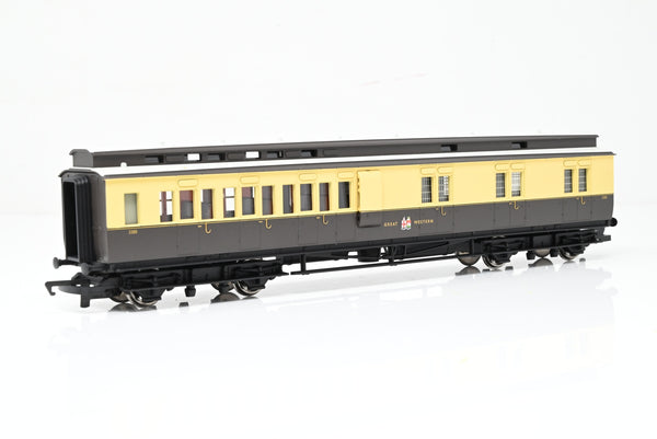 Hornby OO Gauge R4223A GWR Clerestory Brake Coach No.3380