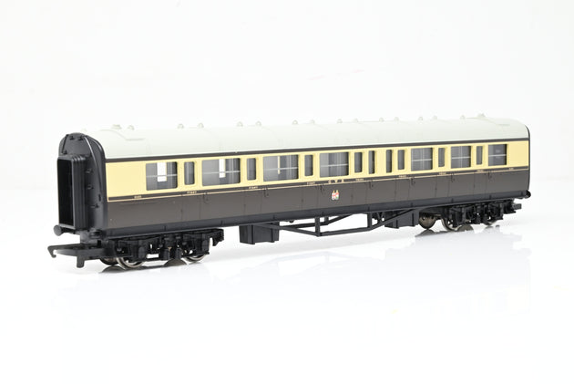 Hornby OO Gauge R4065C GWR Composite Coach No.6105