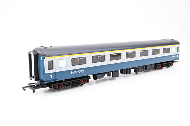 Hornby OO Gauge R4215 BR Mk2D 1st Class Coach No.W3172