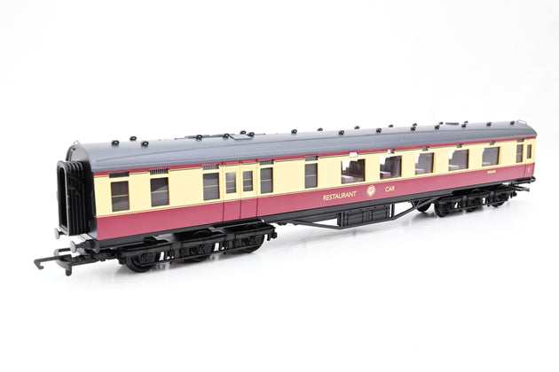 Hornby OO Gauge R4188 BR 68ft Dining Car No.M234M
