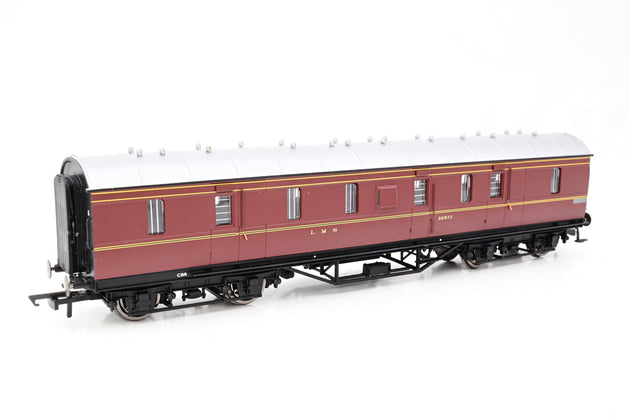 Hornby OO Gauge R4233 LMS Standard Period 3 Full Brake Coach No.30972