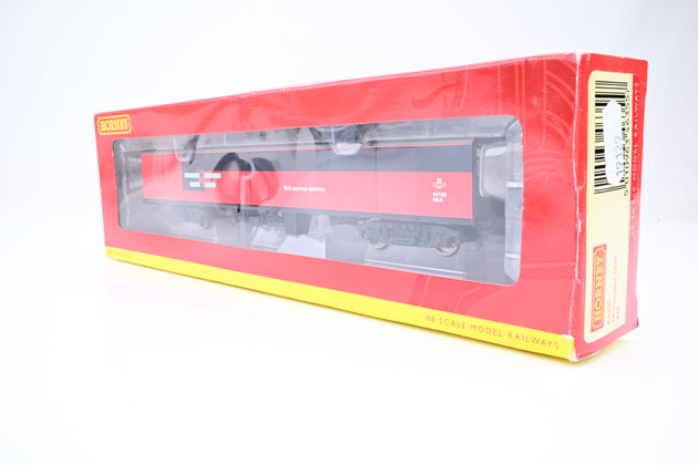 Hornby OO Gauge R6355 BR Standard GUV RES No.94138