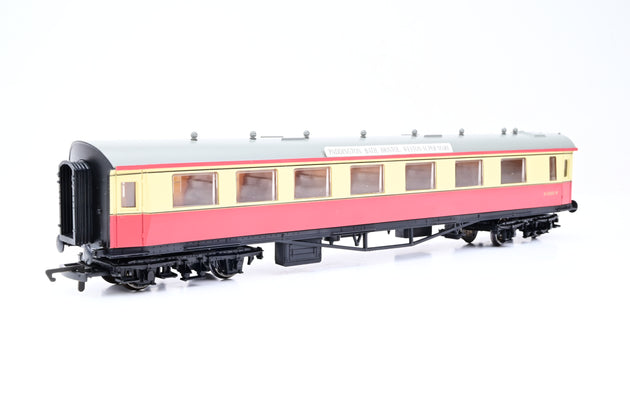 Hornby OO Gauge R4028 BR Centenary Composite Coach No.W6660W