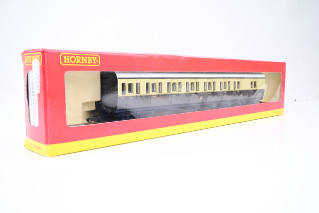 Hornby OO Gauge R4030C GWR Suburban B Coach No.6762