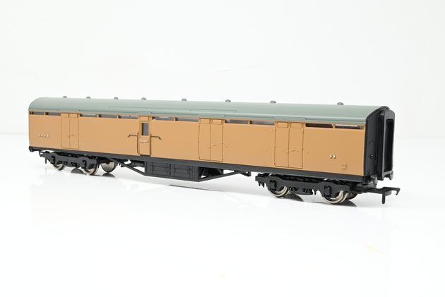 Bachmann OO Gauge 34-655 LNER 63ft Thompson BG Full Brake No.11 - Boxed