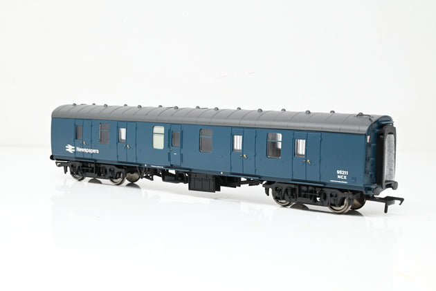 Bachmann OO Gauge 39-182 BR Mk1 Full Brake NCX Newspapers Blue No.95211- Boxed